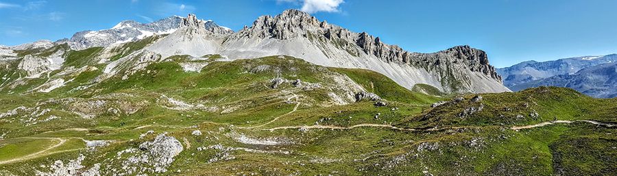 L'Aiguille Percée L'Aiguille Percée